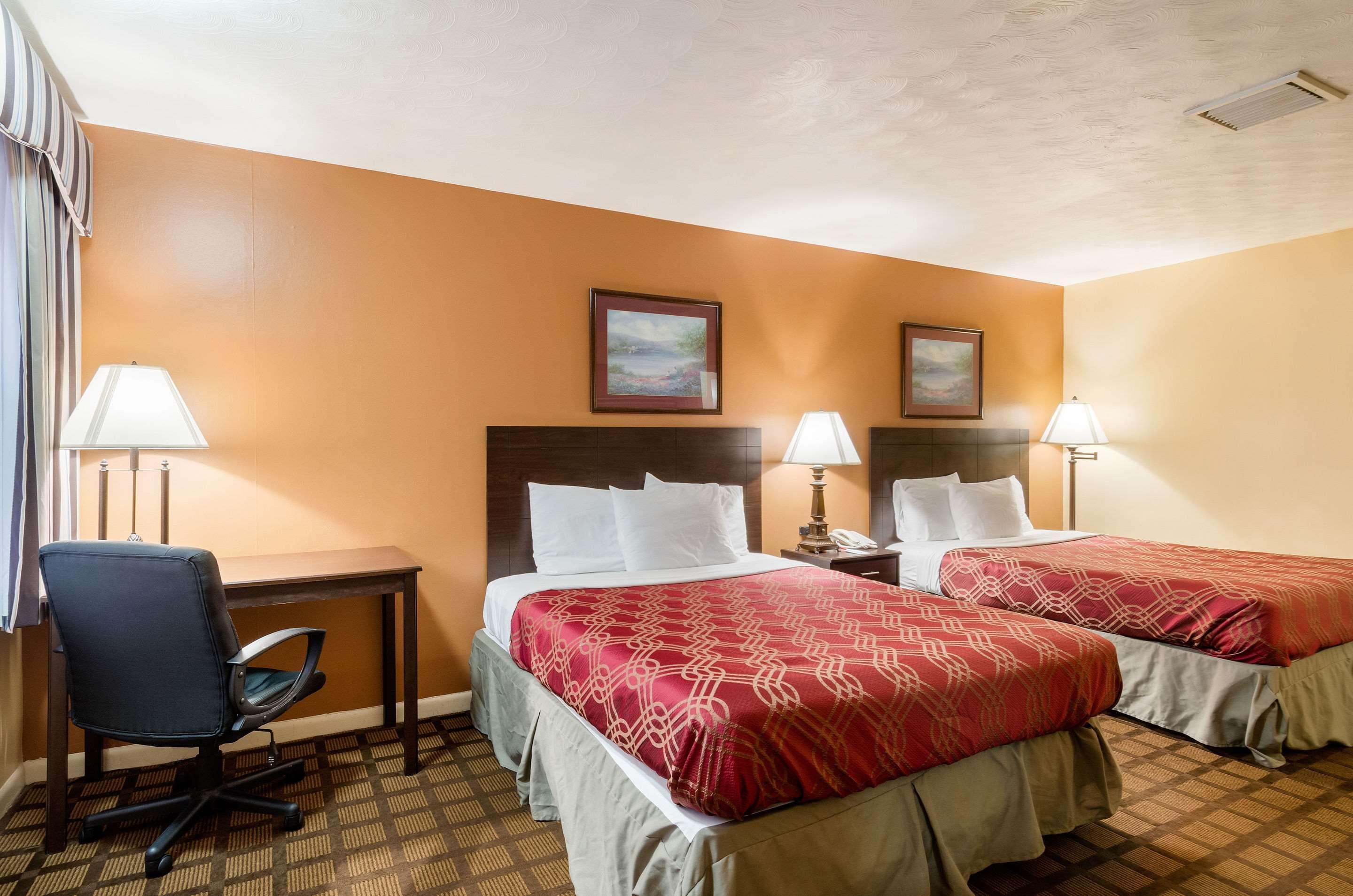 Econo Lodge Boston-Malden Eksteriør bilde