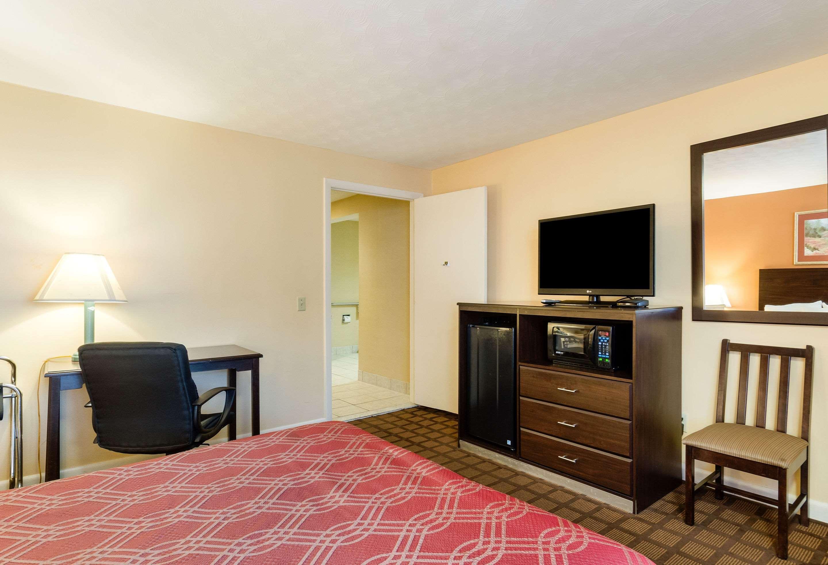 Econo Lodge Boston-Malden Eksteriør bilde