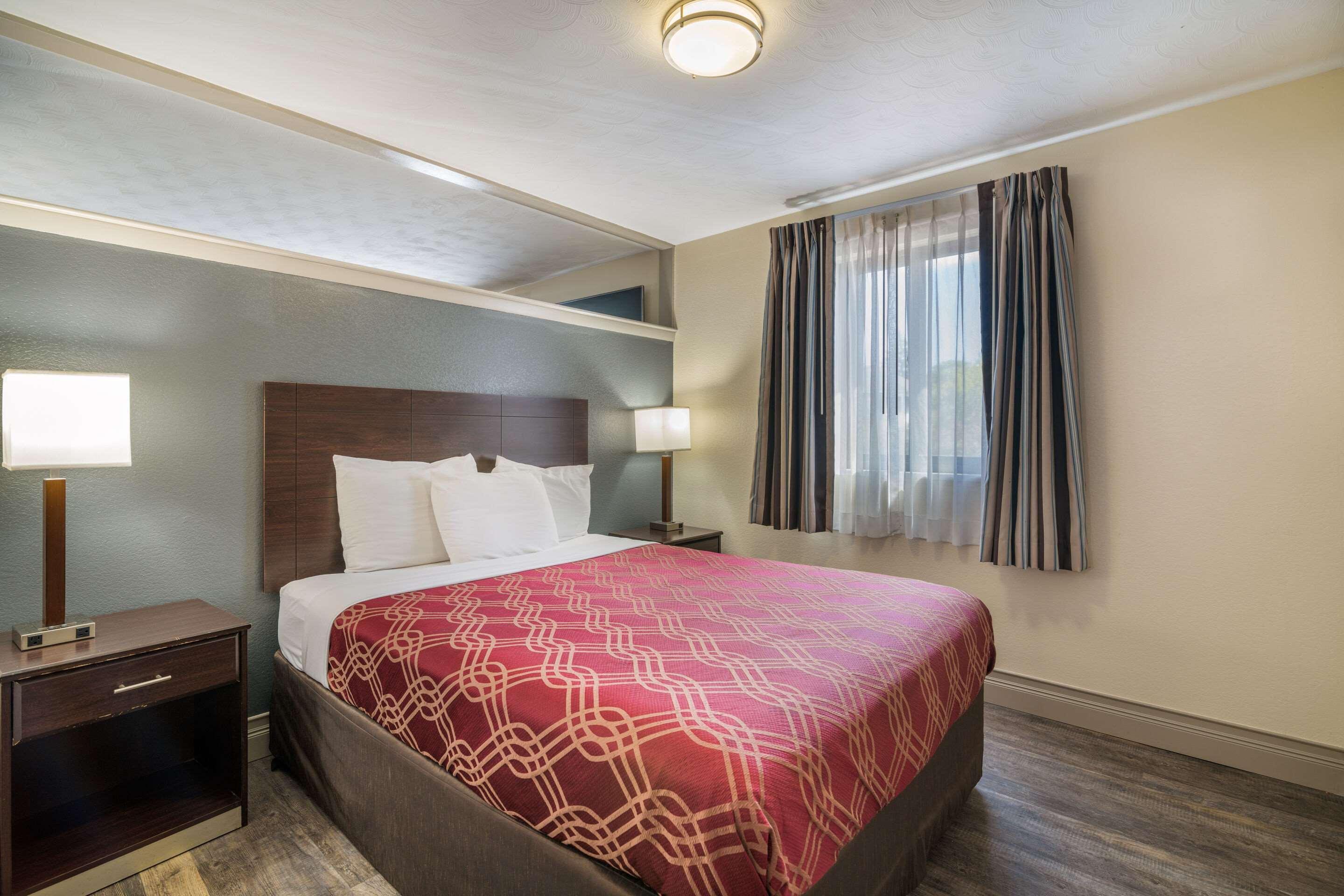 Econo Lodge Boston-Malden Eksteriør bilde